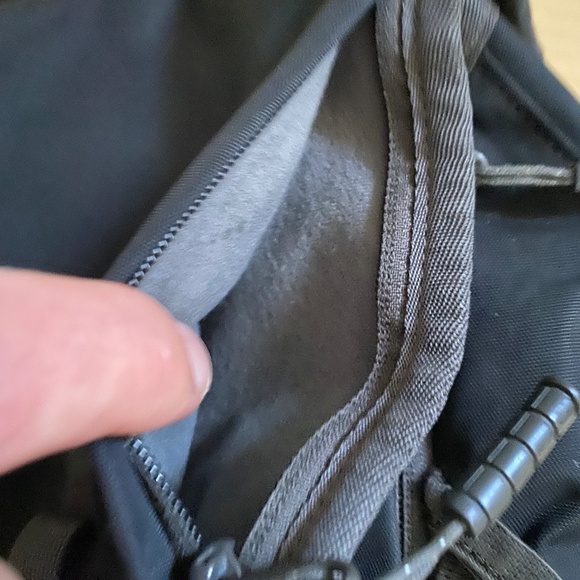 Timbuk2 Messenger Bag - Picture 3 of 10